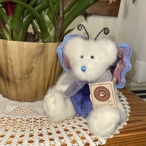 NWT Boyds Bear Vintage White  Lily Flutterby Bear with Wings 🦋